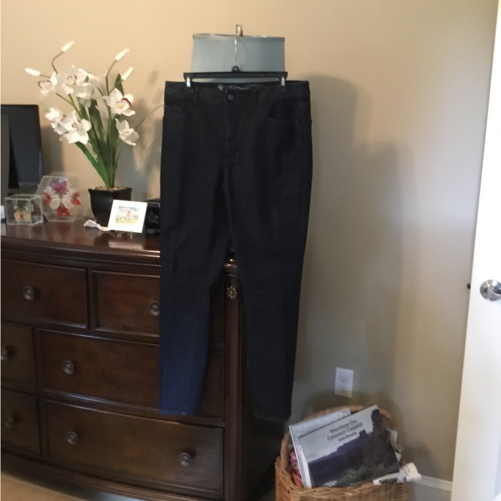 Coldwater Creek-NWOT-Women’s Classic Fit Slim Leg Jeans